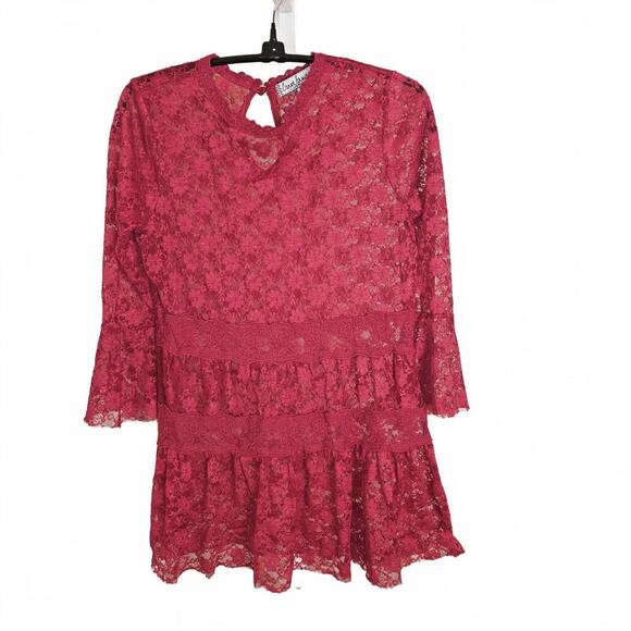Chic Rose Lace Long Blouse  - Size M - Picture 1 of 3